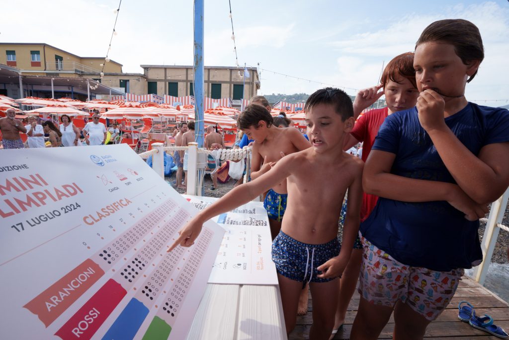 Bagni Sirena-Cartellone ufficiale mini Olimpiadi sulla spiaggia