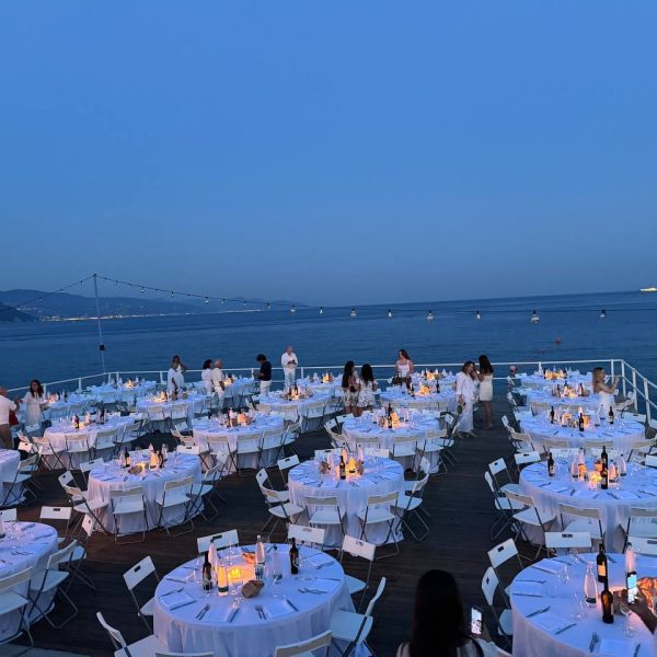 Bagni Sirena-Tavoli per evento vista mare